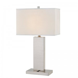Lampa Tábla Suite Fáilteachais ag an seomra aíochta