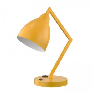 Lampa deisce le lámh mhiotail sheasta agus ceann le asraon cumhachta comhtháite agus ar lasc rockernoff ag an mbonn don seomra aoi