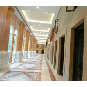 múnla easbhrúite le marmar bréige