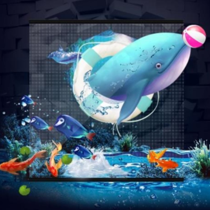 Réamhrá gairid ar scáileán faoi stiúir holographic trédhearcach