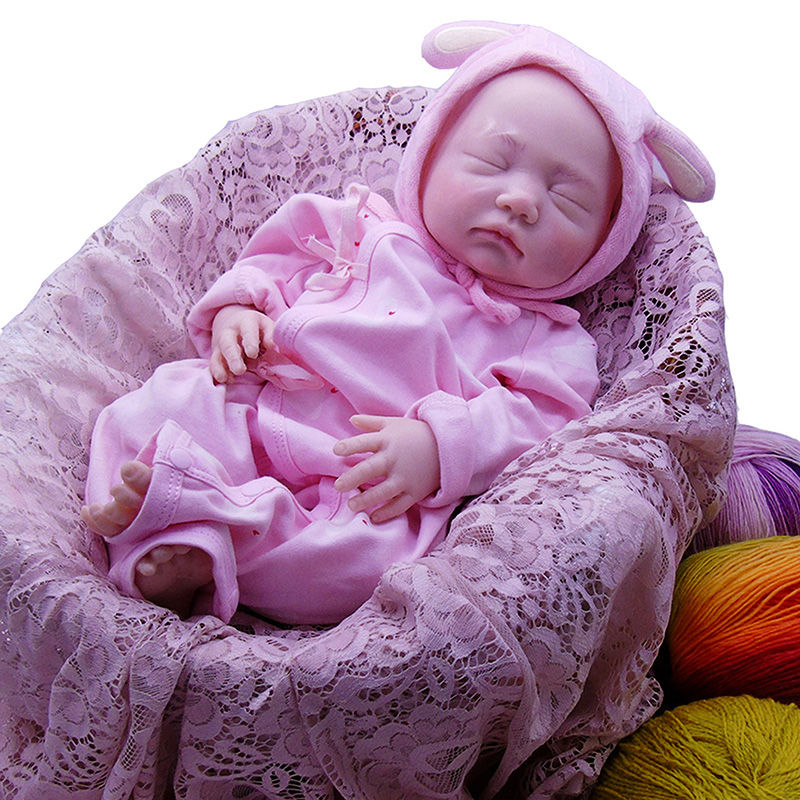 Doll insamhalta Ard Doll an t -ábhar silicone reborn leanbh ina chodladh silicone reborn doll réalaíoch (tar éis makeup)