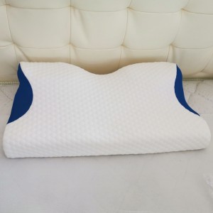 Dearadh féileacán le haghaidh pillow foirm cuimhne taobh