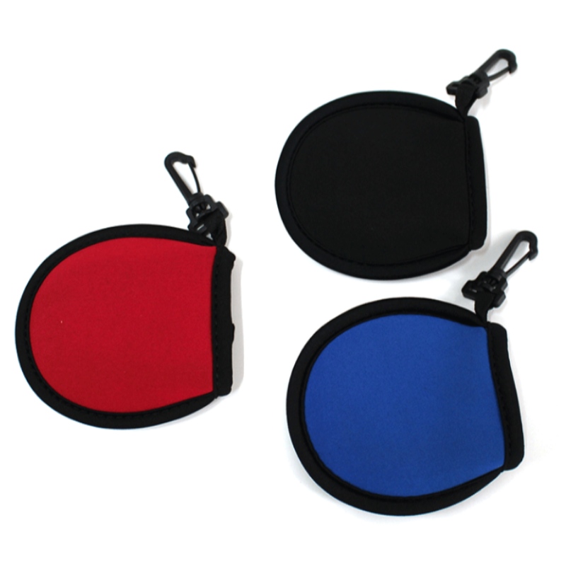 Saincheaptha uiscedhíonach dubhneoprene galf liathróid washer pouch gailf pouch glantacháin le gearrthóg