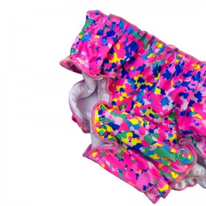 Diapers leanbh clóite bláthanna clóite pléadálacha compordach ionsúite chomh gleoite bándearg geal geal bándearg