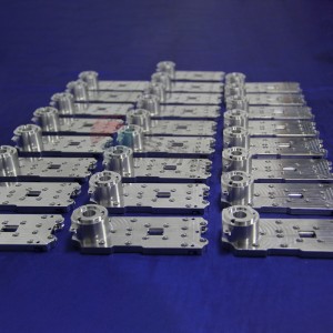 Páirteanna Trealamh CNC-01