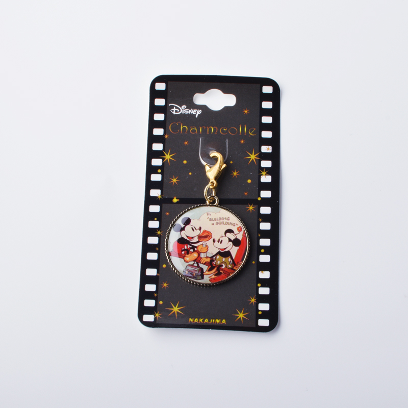 Saincheaptha cruan crua -aicrileach keychain disney keychain kpop réalta faoi dhó keychain