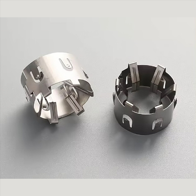 Seirbhís Déantúsaíochta Saincheaptha Cumhdach Púdar Dubh Stampála Alúmanam Páirteanna Foirmithe Le haghaidh Cart Brúigh Gailf