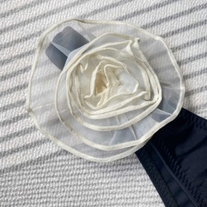 2025 Bikini Cailín Te Eorpach agus Meiriceánach Nua le triúr - Bláthanna tríthoiseacha. Crosphórú - is fearr teorann - Díol Sexy a Dó - Píosa snámha le pants triantáin 8863 Praghas:$79.99