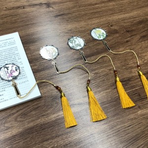 Leanúna-Leabharmharc múnlaithe