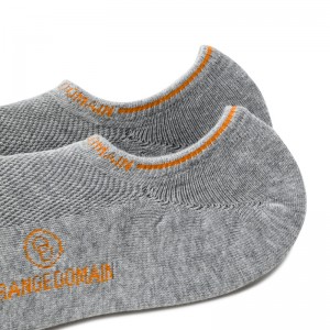 Ceithre Séasúir Fir Stocaí Dofheicthe