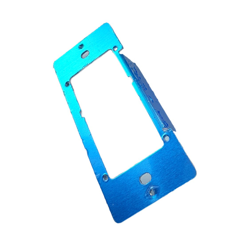 Lúibín Miotail le haghaidh Gléasanna Leictreonacha